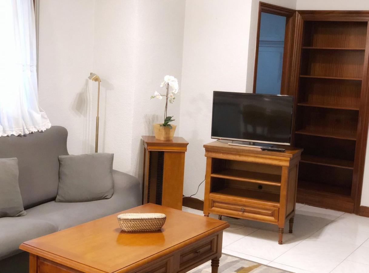Clasico Y Funcional Vivienda Turistica Centro Більбао Екстер'єр фото